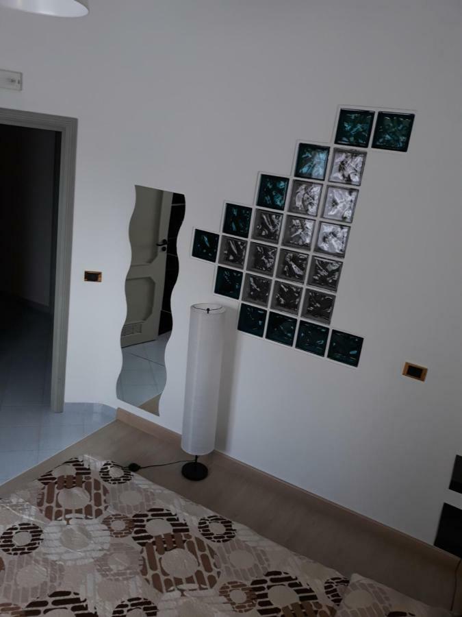 Rooms Center Wolf - Matrimoniale E Comunicanti 马泰拉 外观 照片